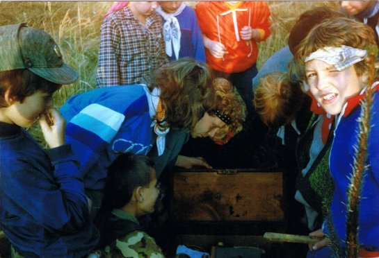 ZA POKLADEM TAMANGA PIRÁTI ČERNÉHO STÍNU 28.10.1989 (KRONIKA III.)